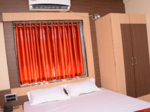 Executive Bed AC